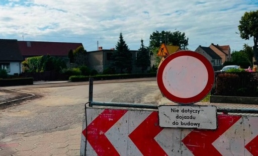 Zdjęcie do Remont drogi w Szelejewie